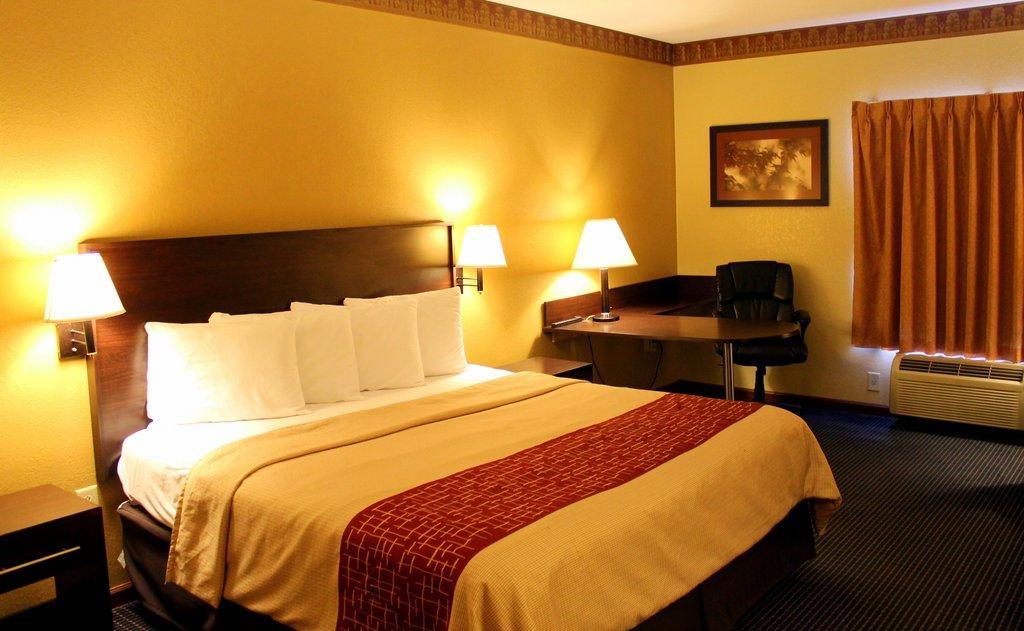 Red Roof Inn Atlanta Southeast Стокбридж Экстерьер фото